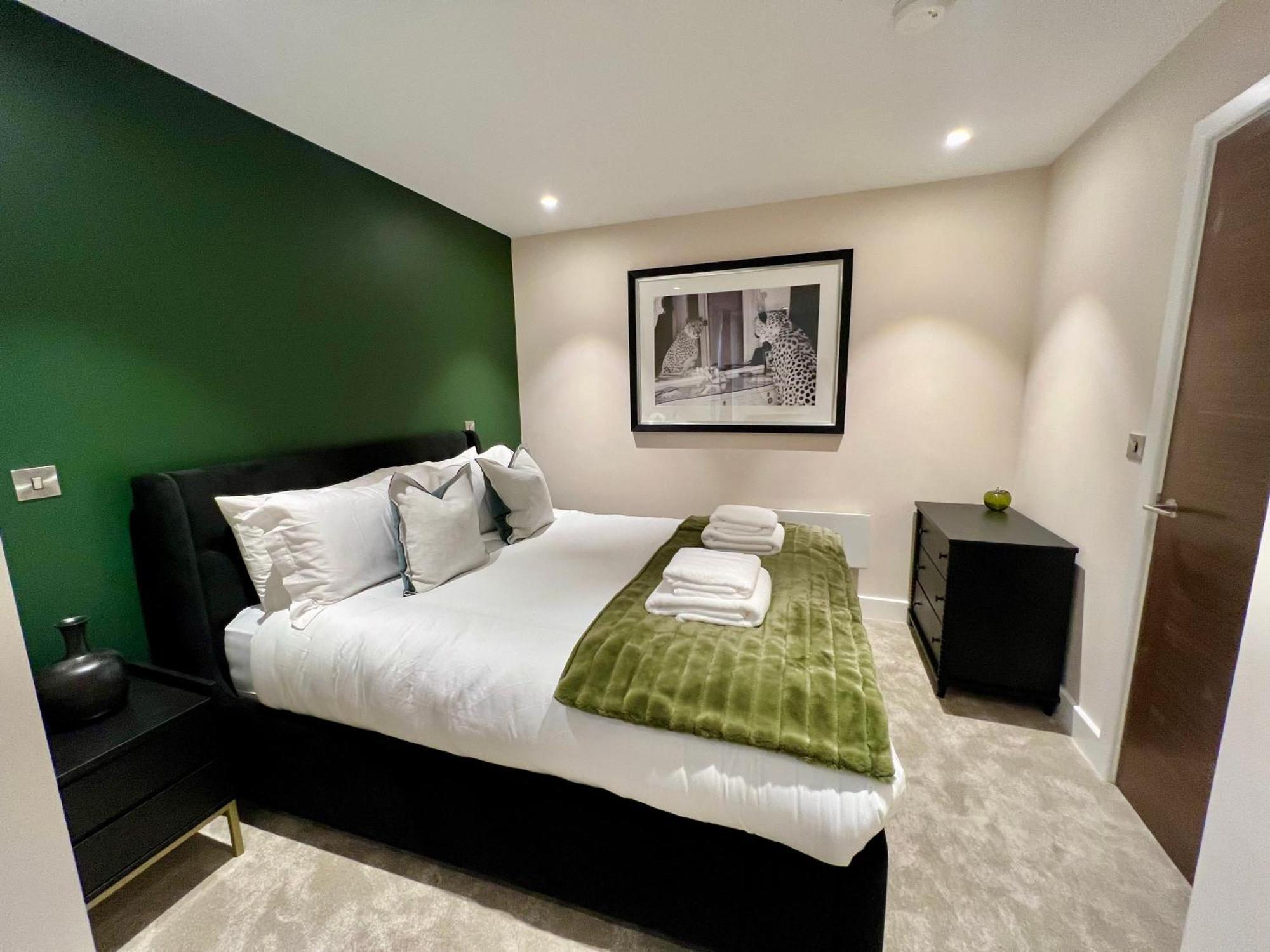 The Midnight Garden Escape At Ryedale House Apartment York Exterior photo